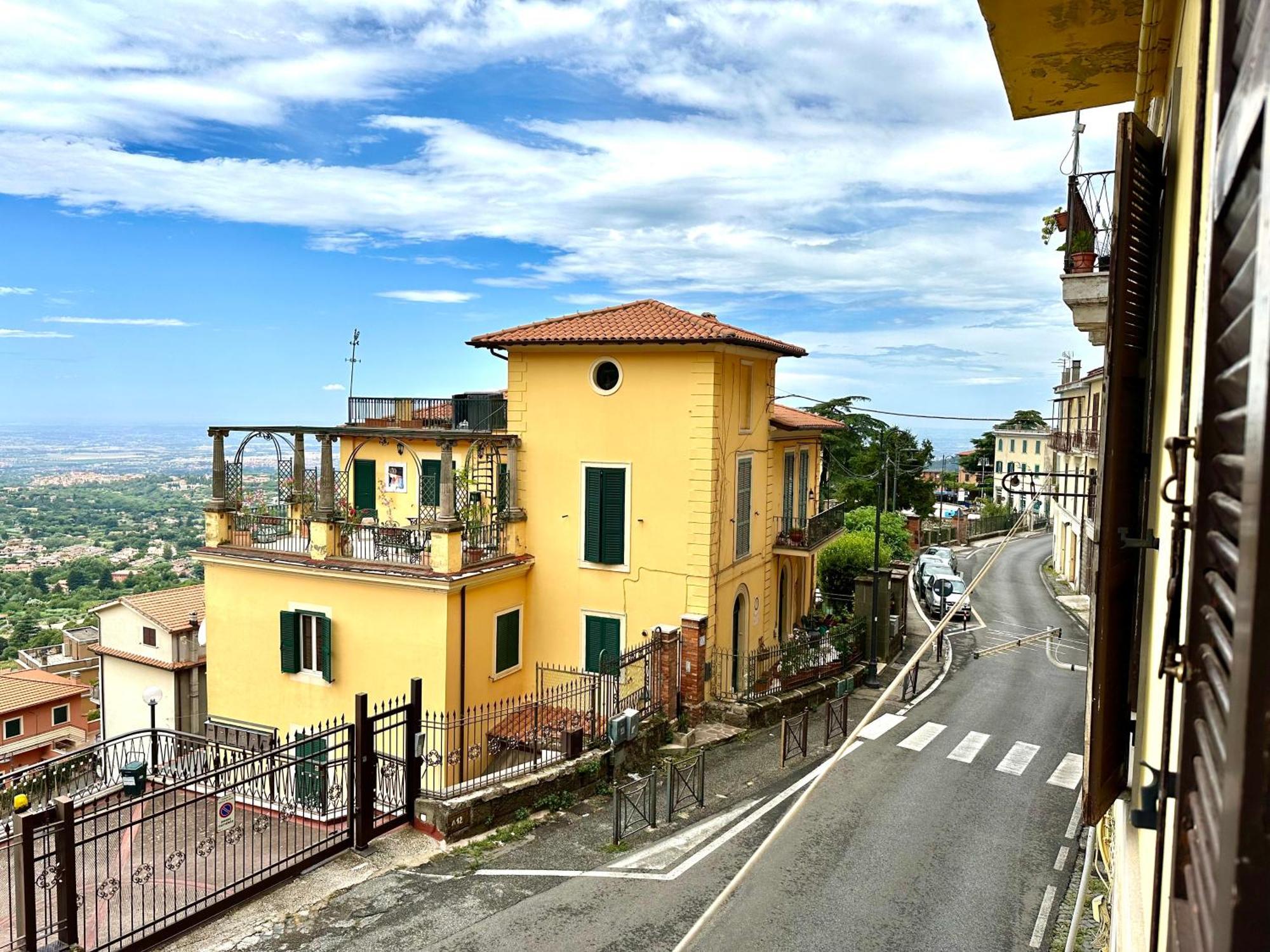L'Orizzonte - Locazione Turistica Castelli Romani 로카디파파 외부 사진